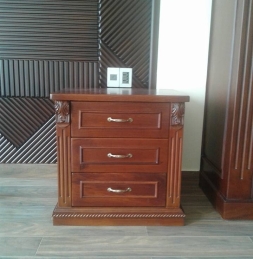 TỦ ĐẦU GIƯỜNG LINH NGA